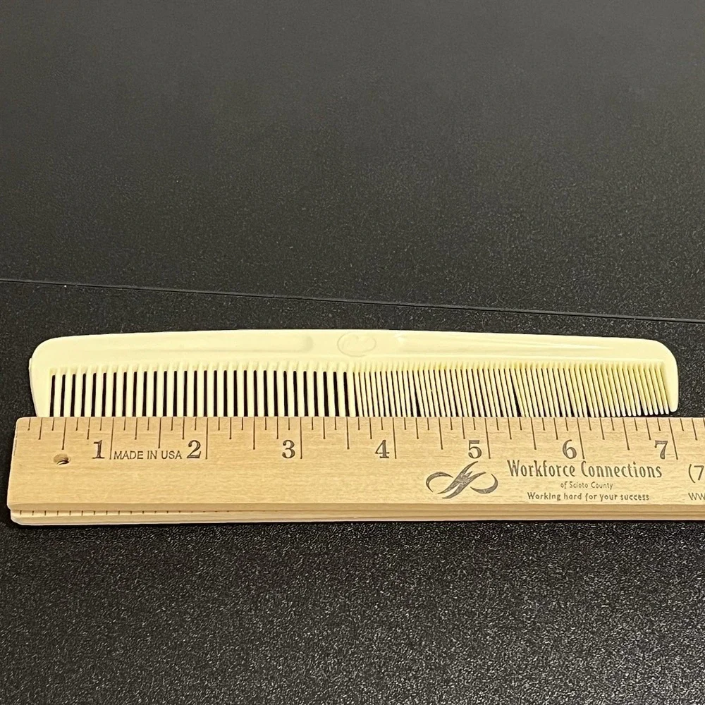 Vintage Goody Hair Comb Cream Ivory Color Wide & Tight Teeth Slim Unbreakable
